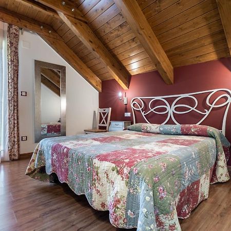 Casa Bergua Guest House Viu Luaran gambar
