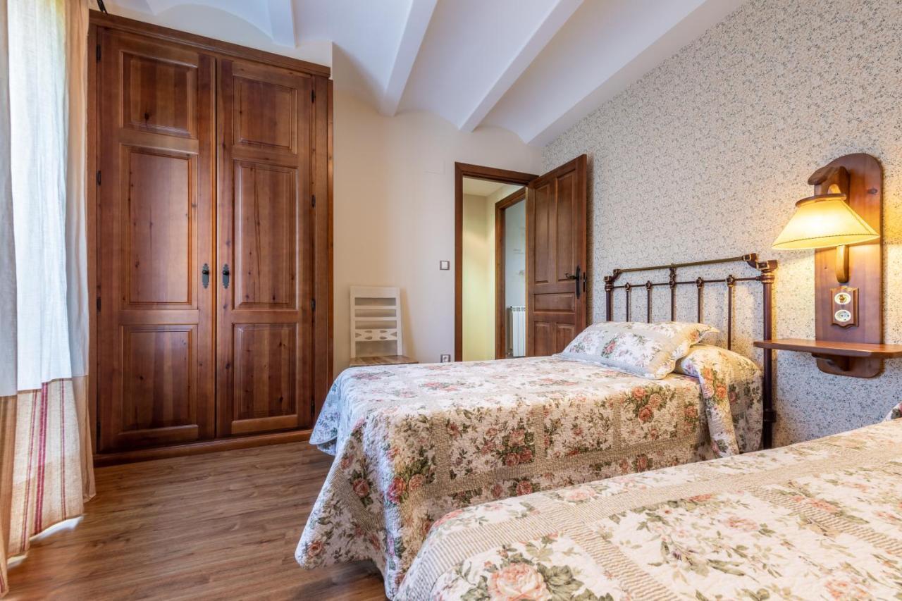 Casa Bergua Guest House Viu Luaran gambar